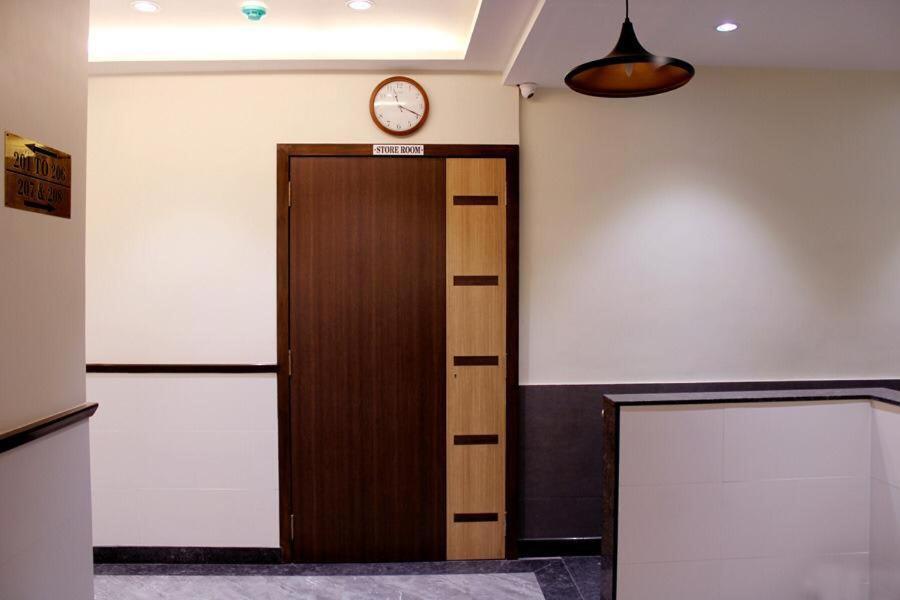 Hotel Saineel Mumbai (Bombay) Buitenkant foto