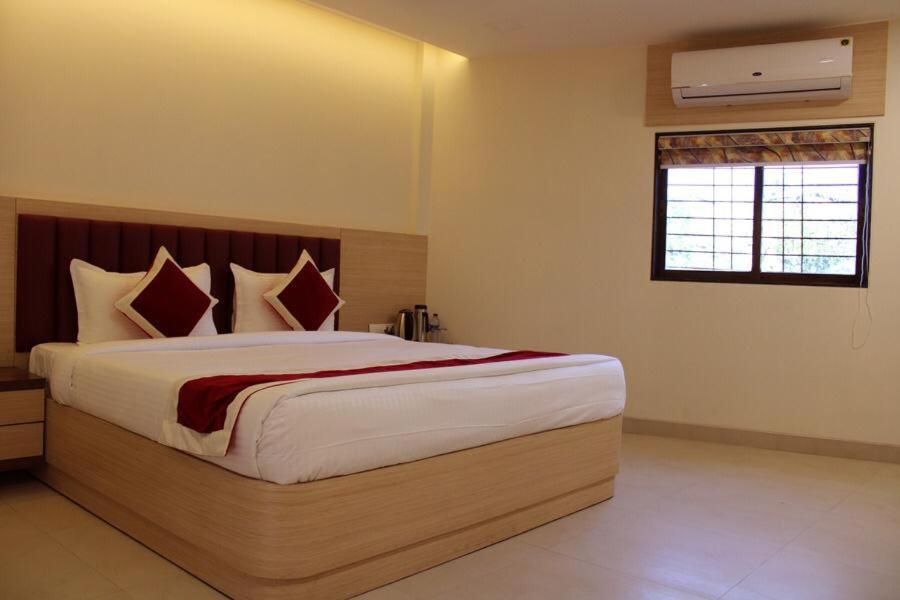 Hotel Saineel Mumbai (Bombay) Buitenkant foto